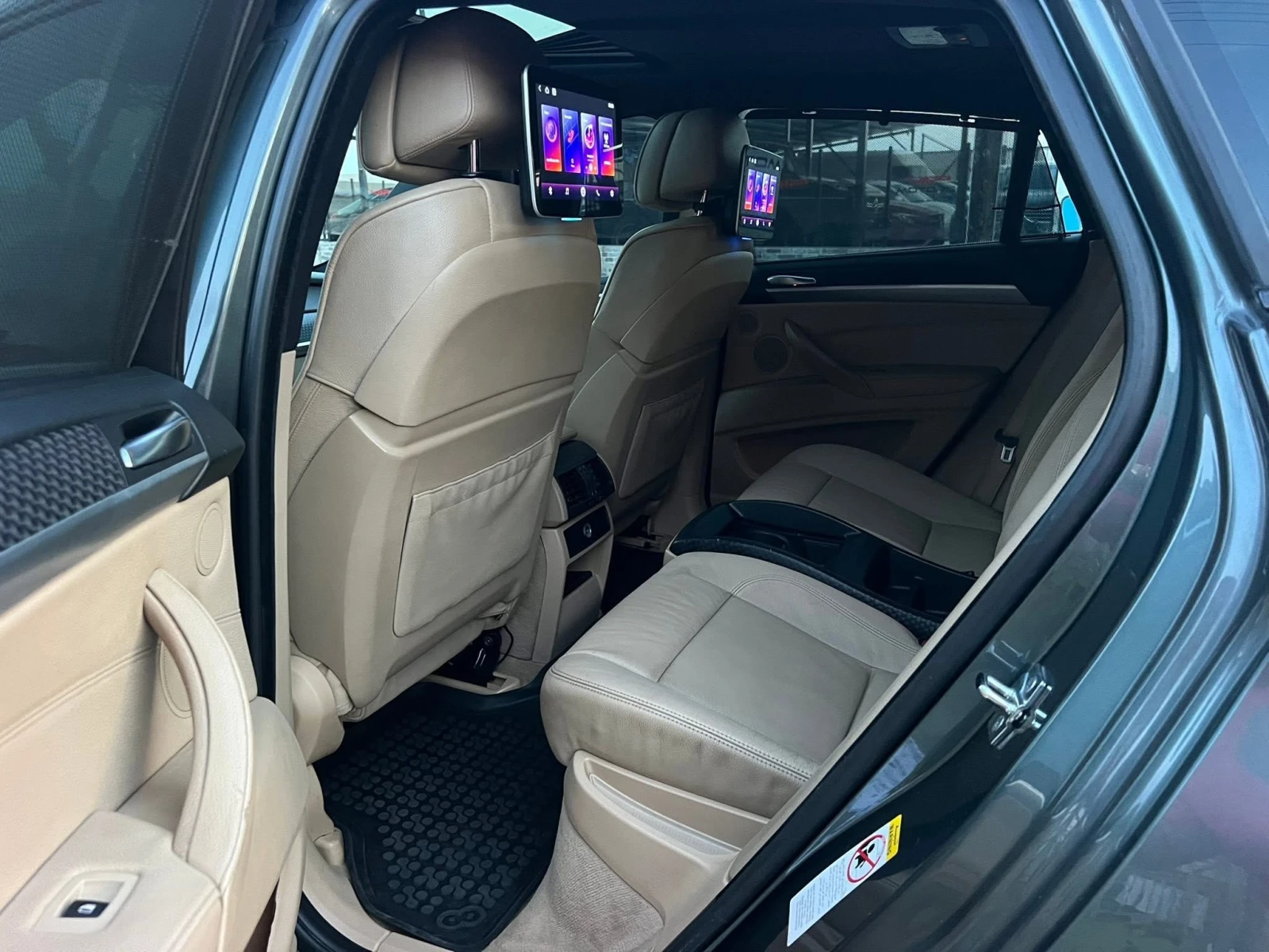 BMW X6 M-PERFORMANCE/VAKUM/3xTW/HEAD-UP/CARBON/KEYLESS | Mobile.bg � ����������� 12