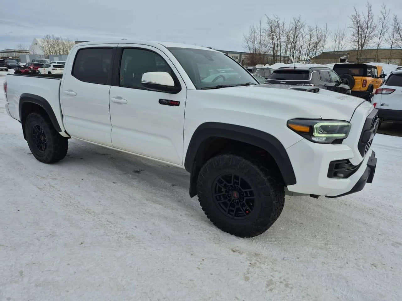 Toyota Tacoma CREW CAB SHORT BED| ��������| �������| CARFAX  | Mobile.bg � ����������� 4