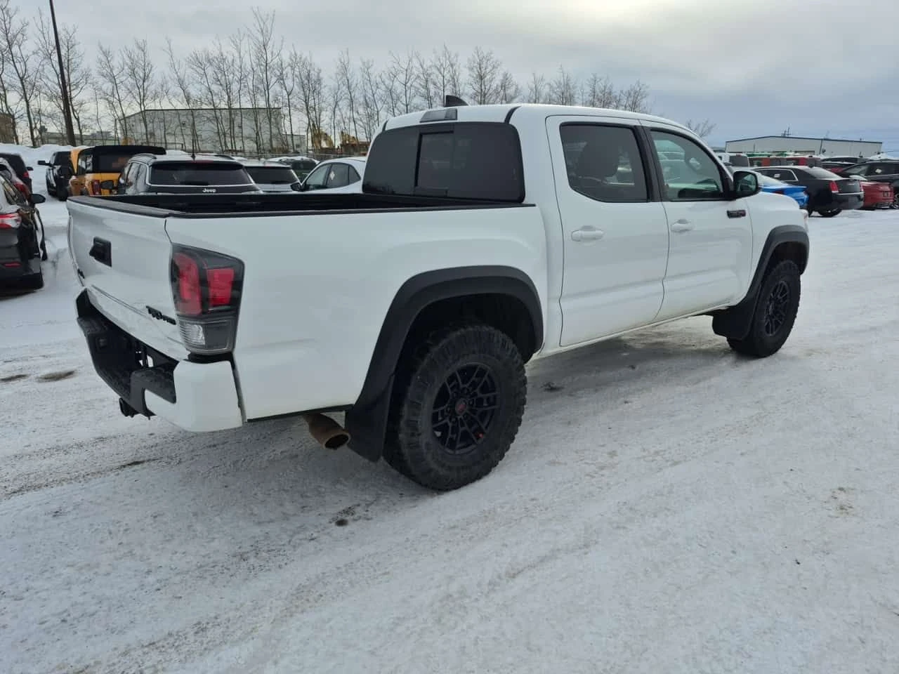 Toyota Tacoma CREW CAB SHORT BED| ��������| �������| CARFAX  | Mobile.bg � ����������� 6