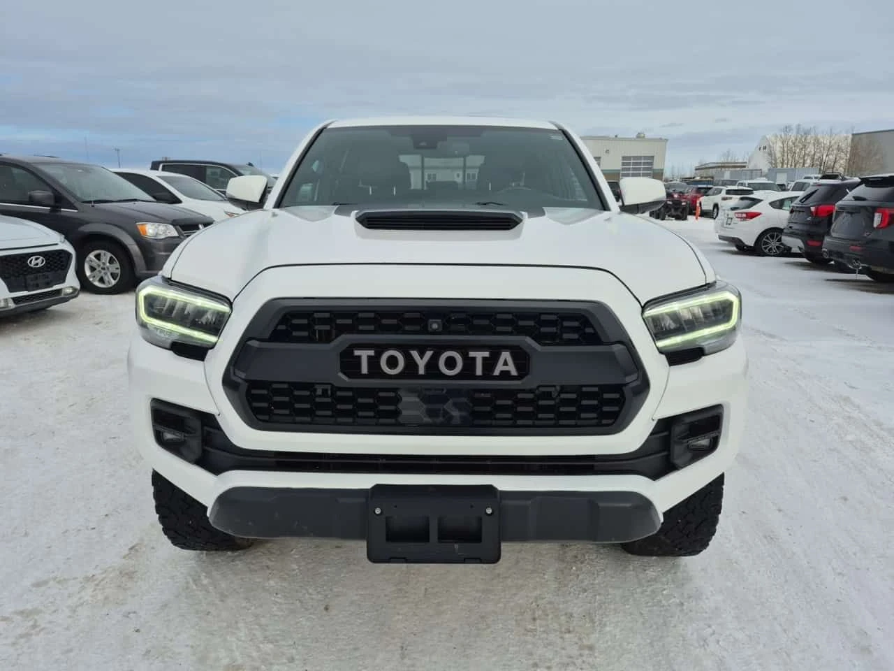 Toyota Tacoma CREW CAB SHORT BED| ��������| �������| CARFAX  | Mobile.bg � ����������� 2