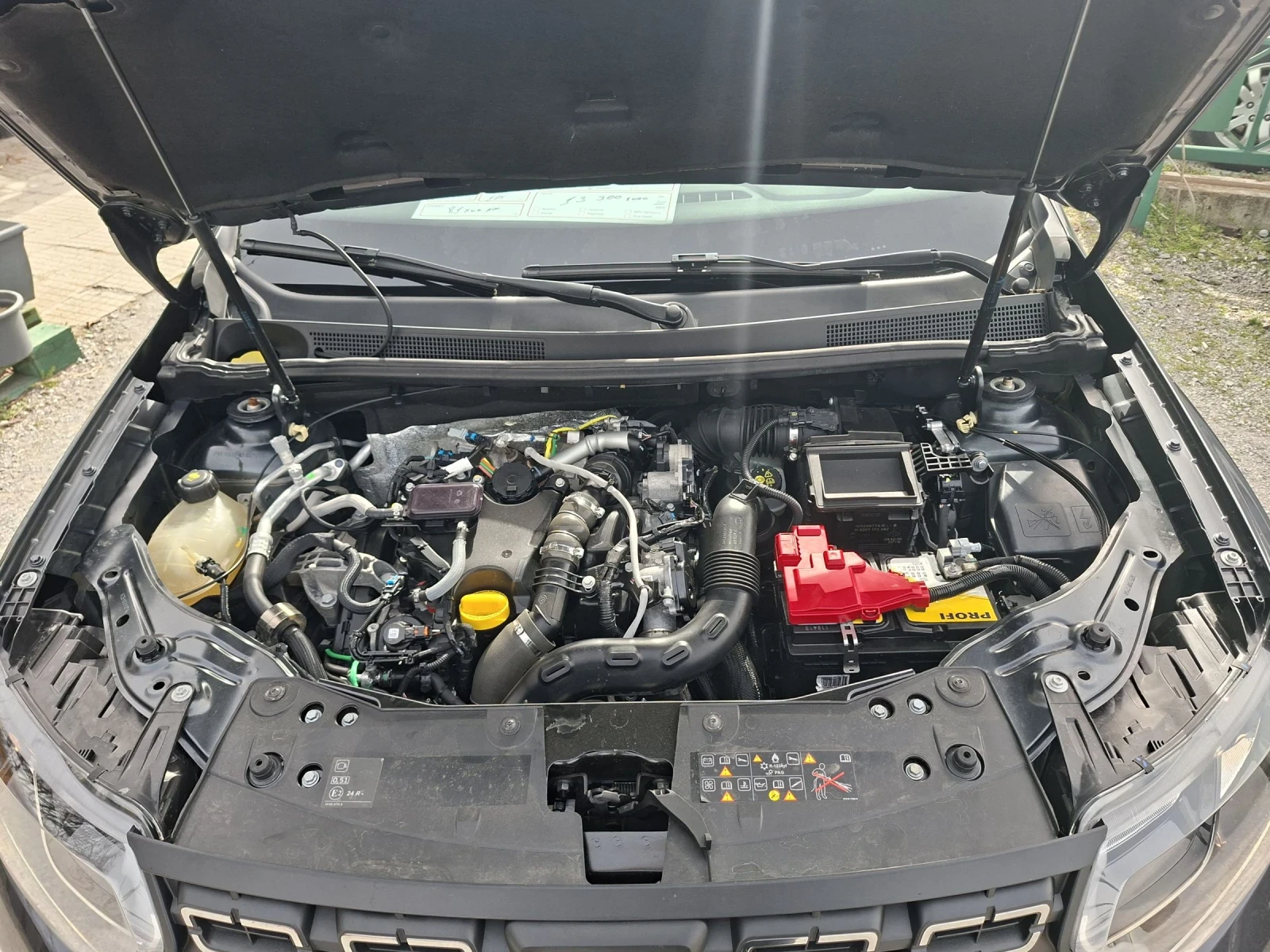 Dacia Duster 1.5 NAVI 4X4, снимка 8 - Автомобили и джипове - 53903032