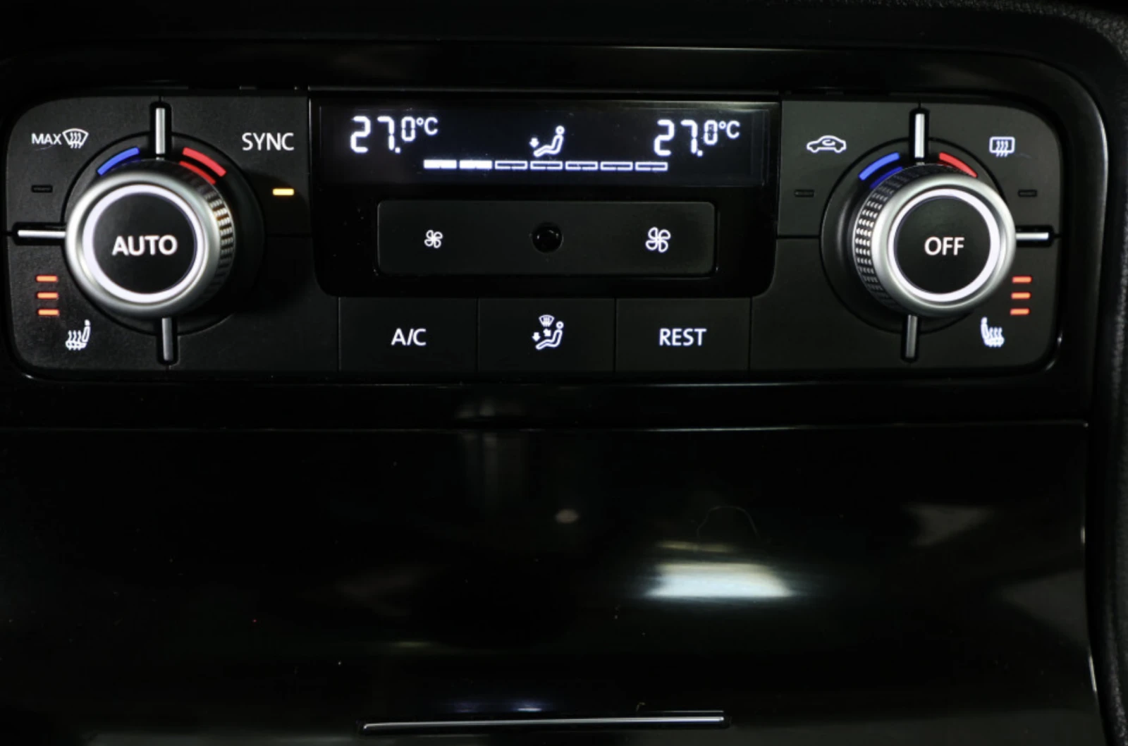 VW Touareg АВТОКРЕДИТ, снимка 13 - Автомобили и джипове - 54201716