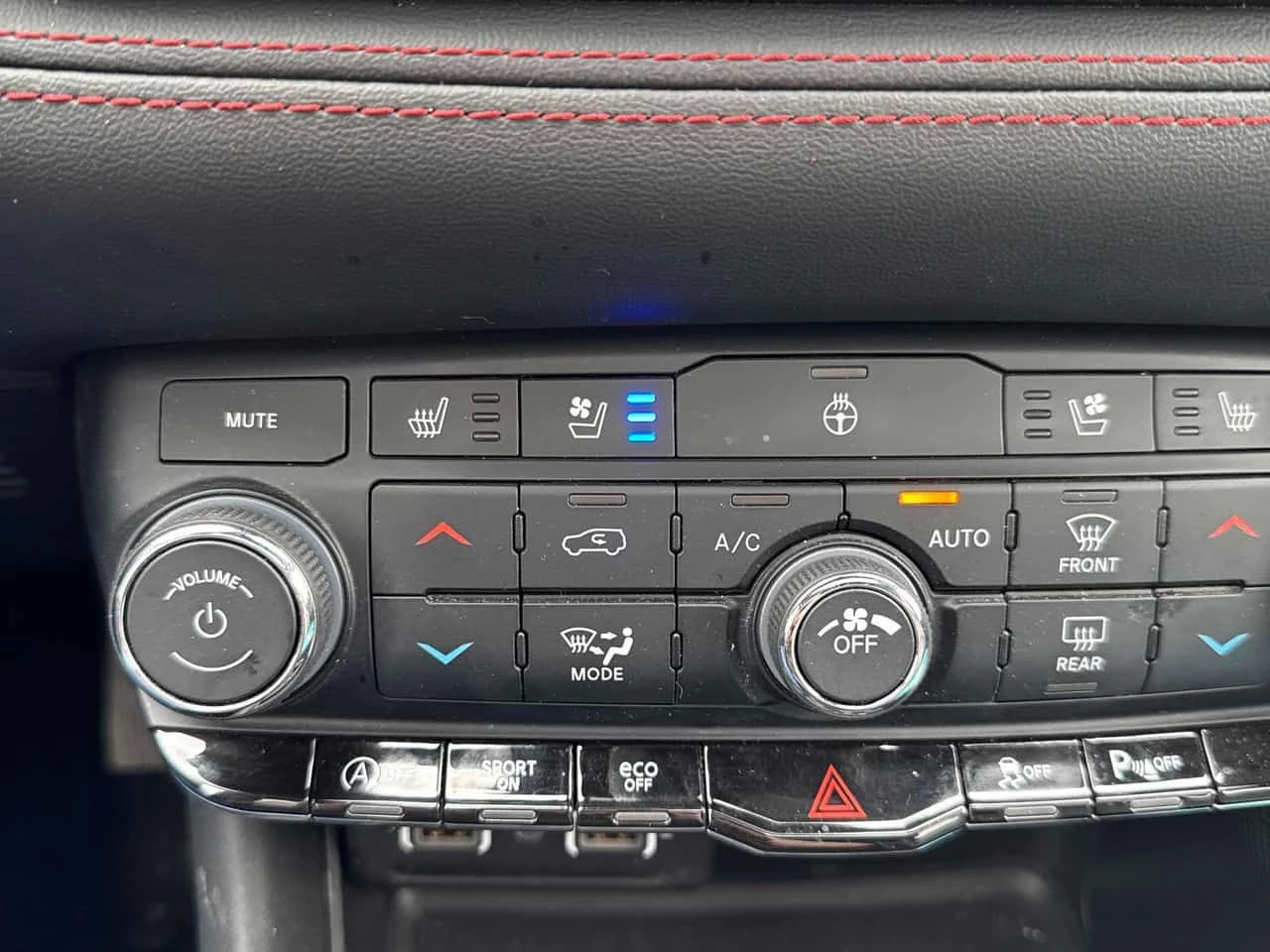 Dodge Durango * GT Plus * CARFAX * ОТ ПРЕДСТАВИТЕЛСТВО НА DODGE , снимка 13 - Автомобили и джипове - 54302839