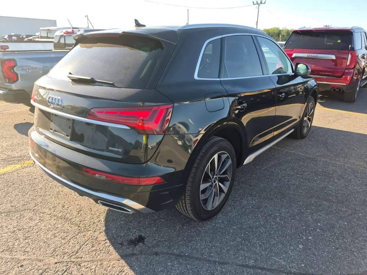 Audi Q5 PROGRESSIV/ПАНО/2 КЛЮЧА/CARFAX/ФИНАНСИРАНЕ, снимка 3 - Автомобили и джипове - 54841003