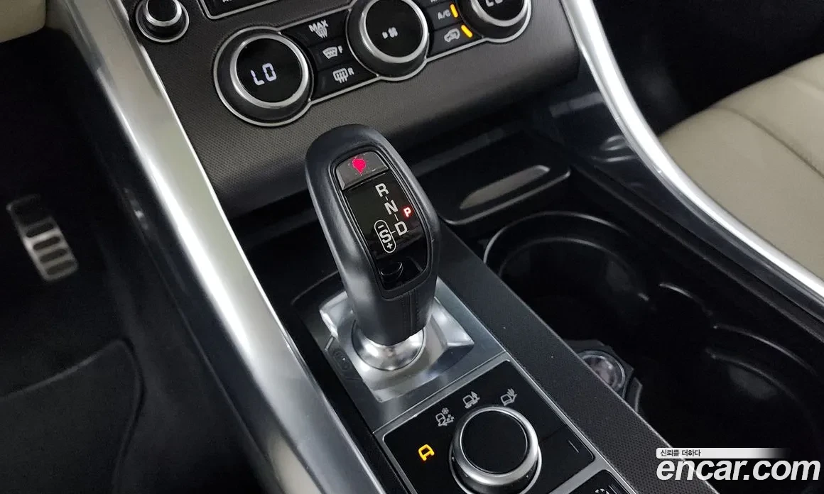Land Rover Range Rover Sport 3.0 SC HSE Dynamic, снимка 8 - Автомобили и джипове - 54849459