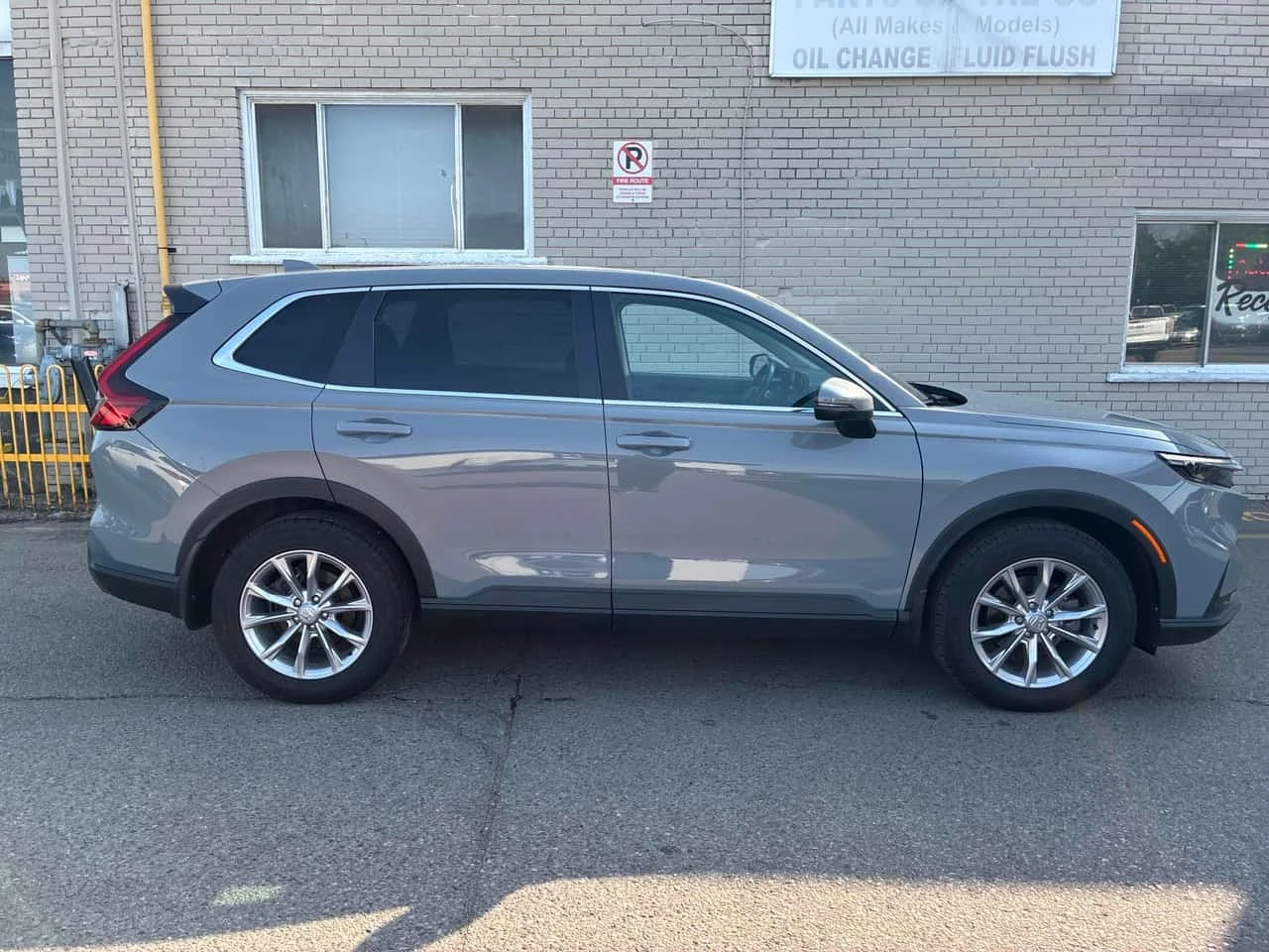 Honda Cr-v * EX L * CARFAX * ЦЕНА ДО БГ, снимка 4 - Автомобили и джипове - 55781687