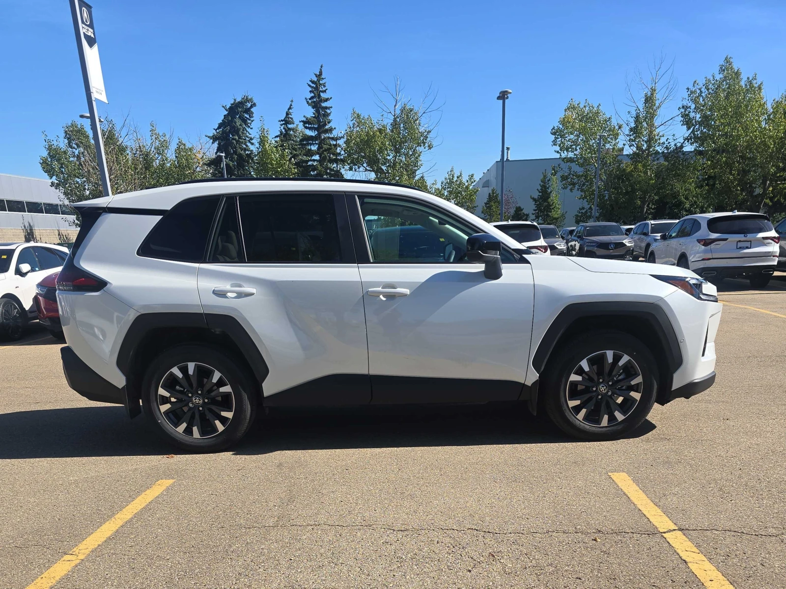 Toyota Rav4  AWD / 360 / HUD / JBL / Carfax / ����������  | Mobile.bg � ����������� 3