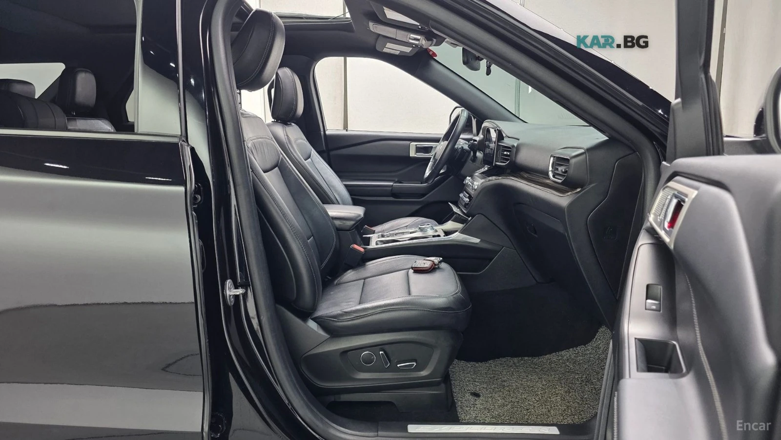 Ford Explorer 3.0 PHEV* DISTRONIC* 360* ПОДГРЕВ* ОБДУХВАНЕ* , снимка 7 - Автомобили и джипове - 56222918