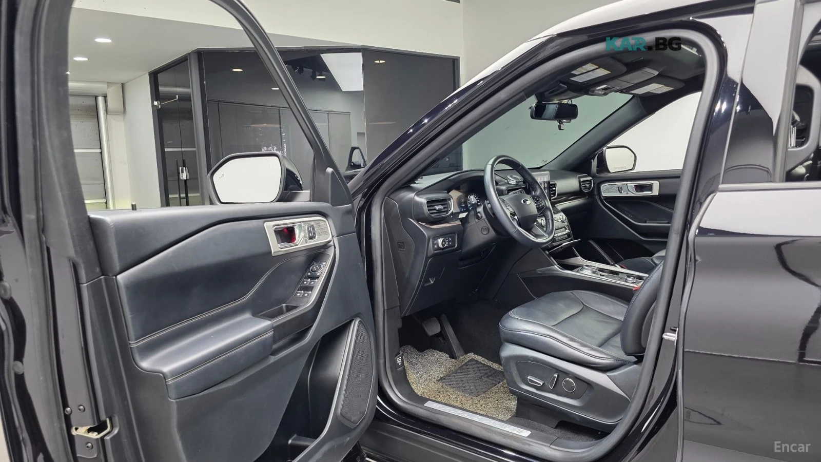 Ford Explorer 3.0 PHEV* DISTRONIC* 360* ПОДГРЕВ* ОБДУХВАНЕ* , снимка 6 - Автомобили и джипове - 56222918