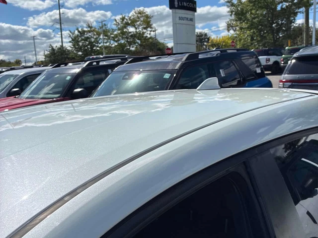 Toyota C-HR * FWD * CARFAX *  | Mobile.bg � ����������� 11