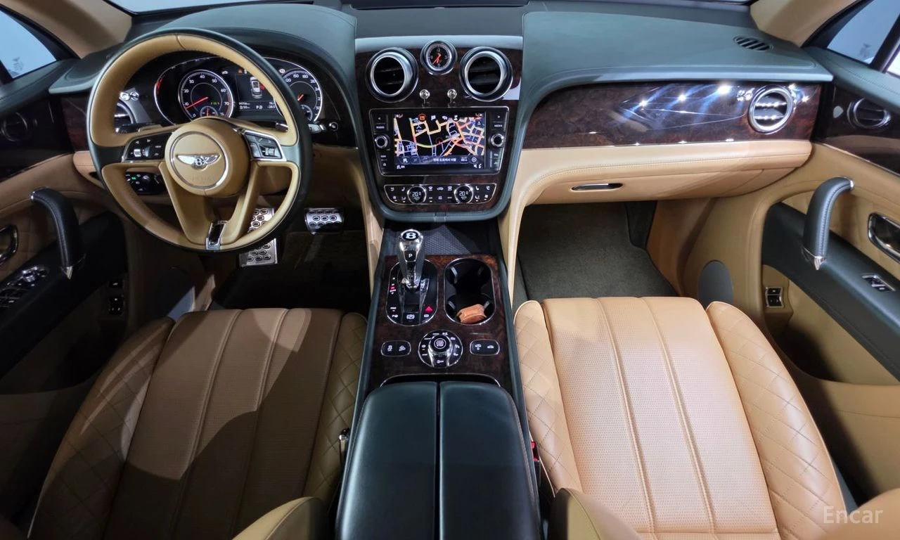 Bentley Bentayga 6.0* W12* FULL* , снимка 6 - Автомобили и джипове - 56433634