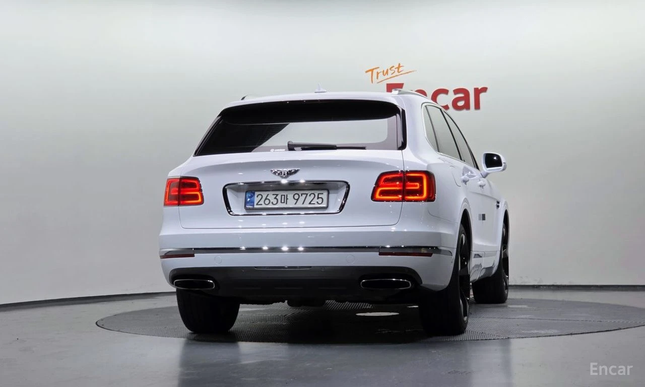 Bentley Bentayga 6.0* W12* FULL* , снимка 4 - Автомобили и джипове - 56433634