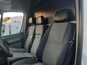 VW Crafter КЛИМАТРОНИК, снимка 17