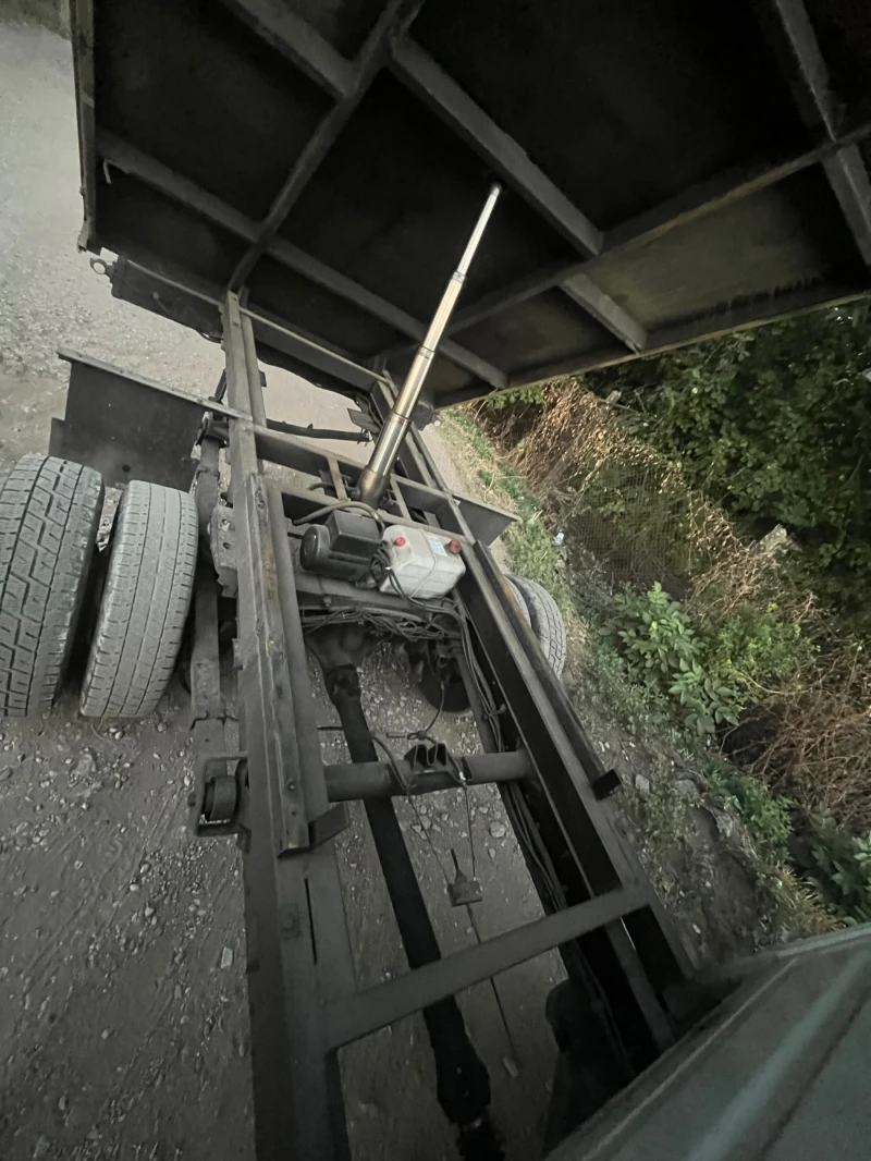 Iveco 35c15 Самосвал, снимка 12 - Бусове и автобуси - 52923506