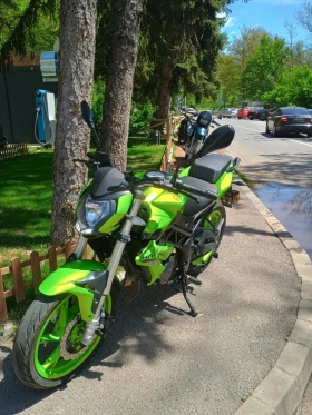 Benelli 125 Зелен металик, снимка 1
