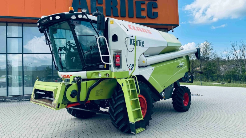 Комбайн Claas TUCANO 440 + VARIO 660, снимка 2 - Селскостопанска техника - 50056983