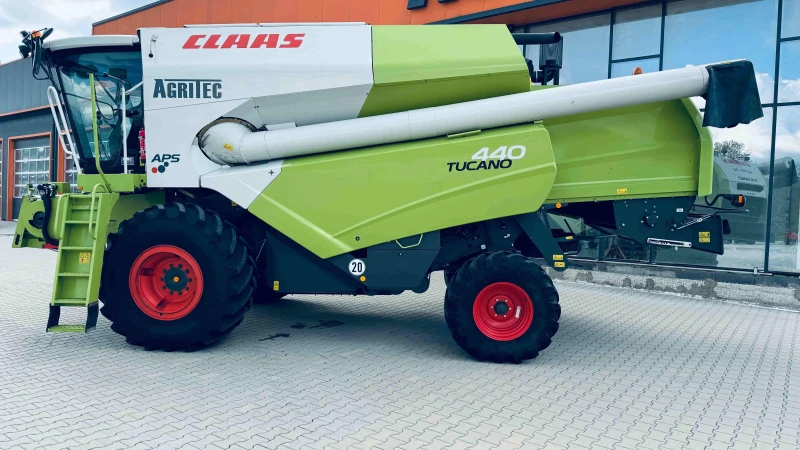 Комбайн Claas TUCANO 440 + VARIO 660, снимка 9 - Селскостопанска техника - 50056983