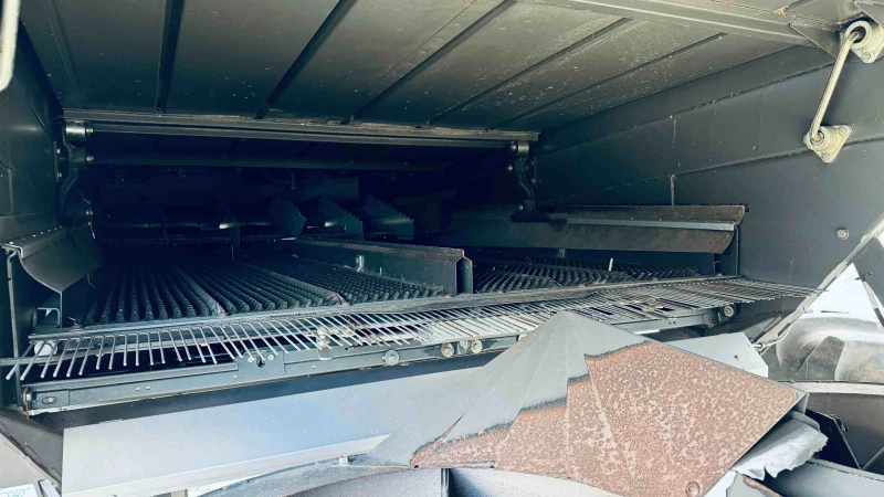 Комбайн Claas TUCANO 440 + VARIO 660, снимка 16 - Селскостопанска техника - 50056983