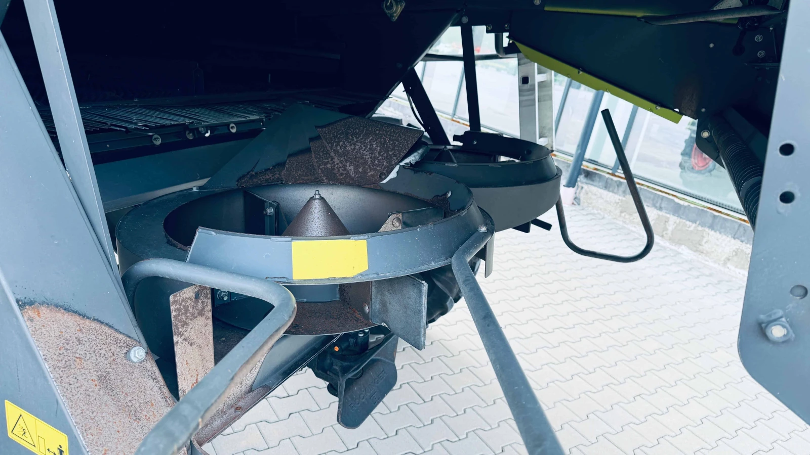  Claas TUCANO 440 + VARIO 660 | Mobile.bg   15