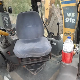 Багер Komatsu Wb91r-5 , снимка 7 — Bazar.bg Багер Komatsu Wb91r-5 , снимка 7