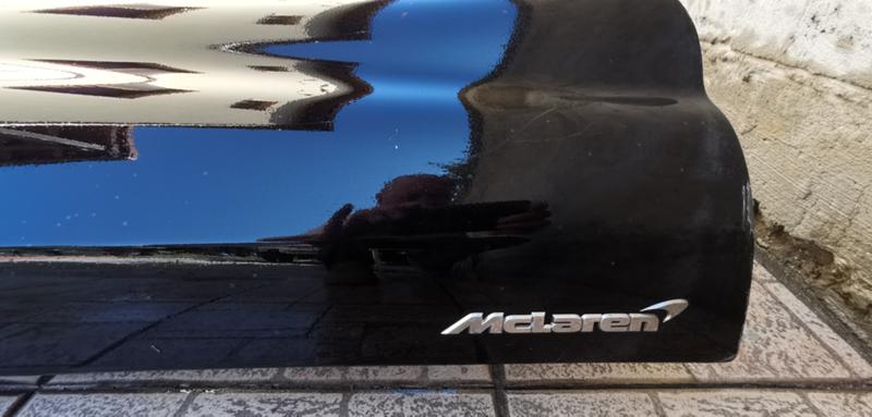ПРОДАВАМ преден капак за SLR McLaren. , снимка 2 - Части - 45005390