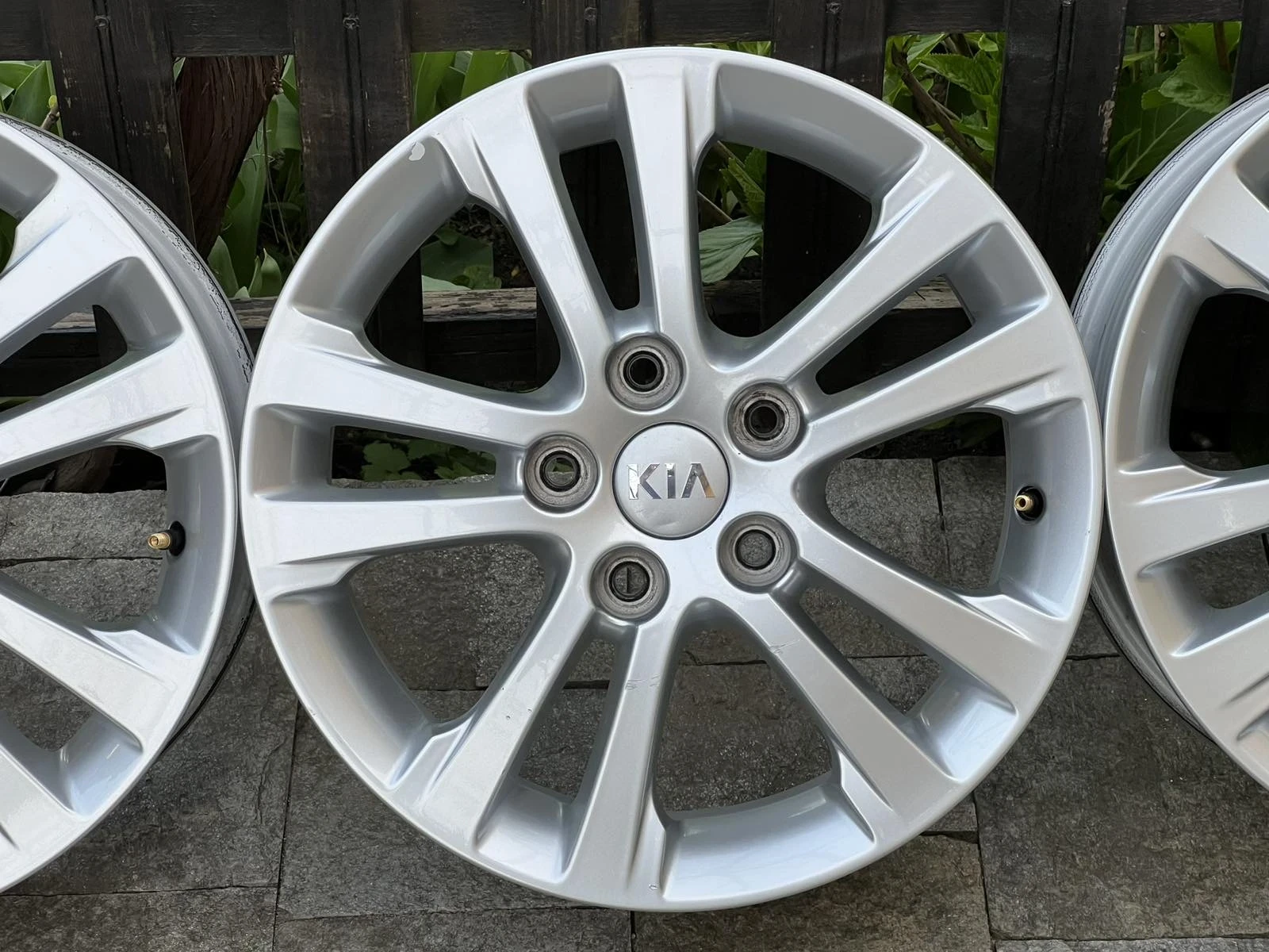 ������ �� Kia | Mobile.bg � ����������� 6