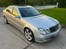 ������ Mercedes-Benz E 320