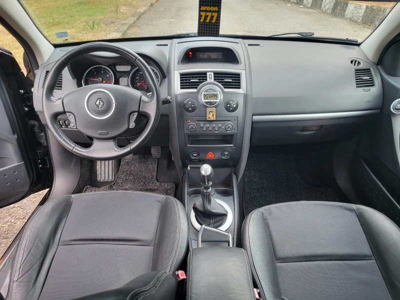 Renault Megane 1.5DCI-Италия, снимка 10 - Автомобили и джипове - 46409829