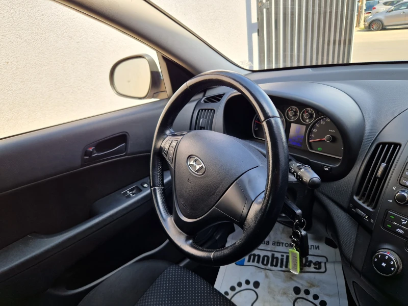 Hyundai I30 1.4i 138хил.км. ГАЗОВ ИНЖ., снимка 8 - Автомобили и джипове - 47119027