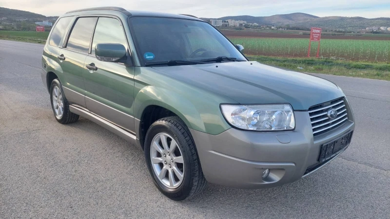 Subaru Forester Газ, бензин , снимка 1 - Автомобили и джипове - 47297971