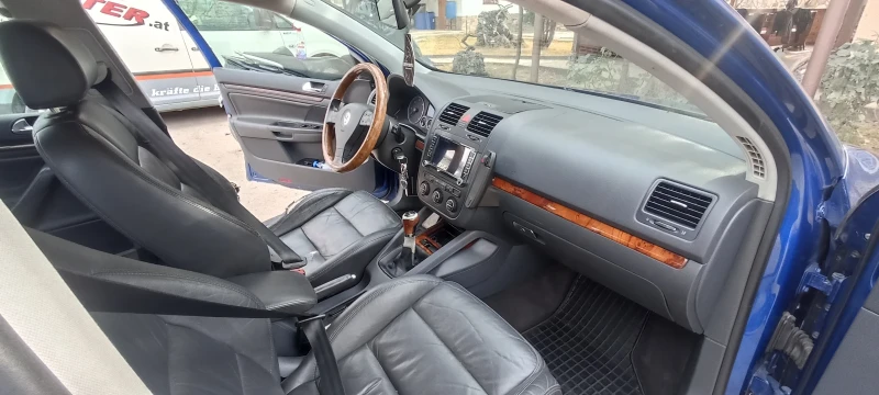 VW Golf 2.0, снимка 7 - Автомобили и джипове - 48315312