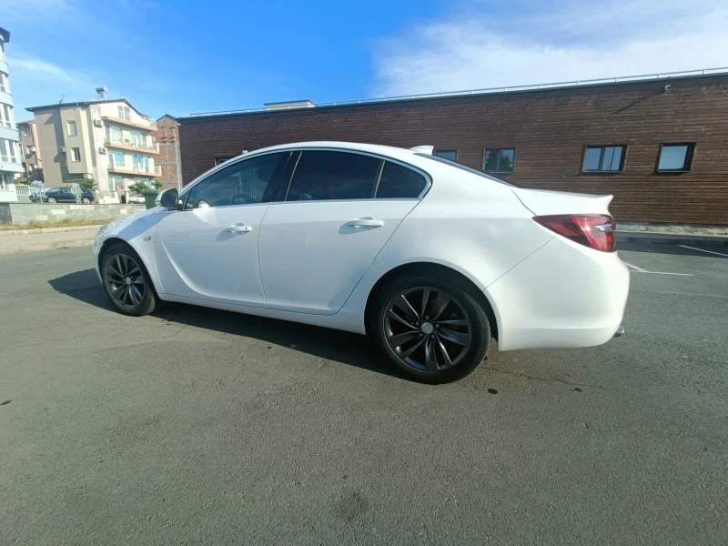 Opel Insignia, снимка 5 - Автомобили и джипове - 48617945