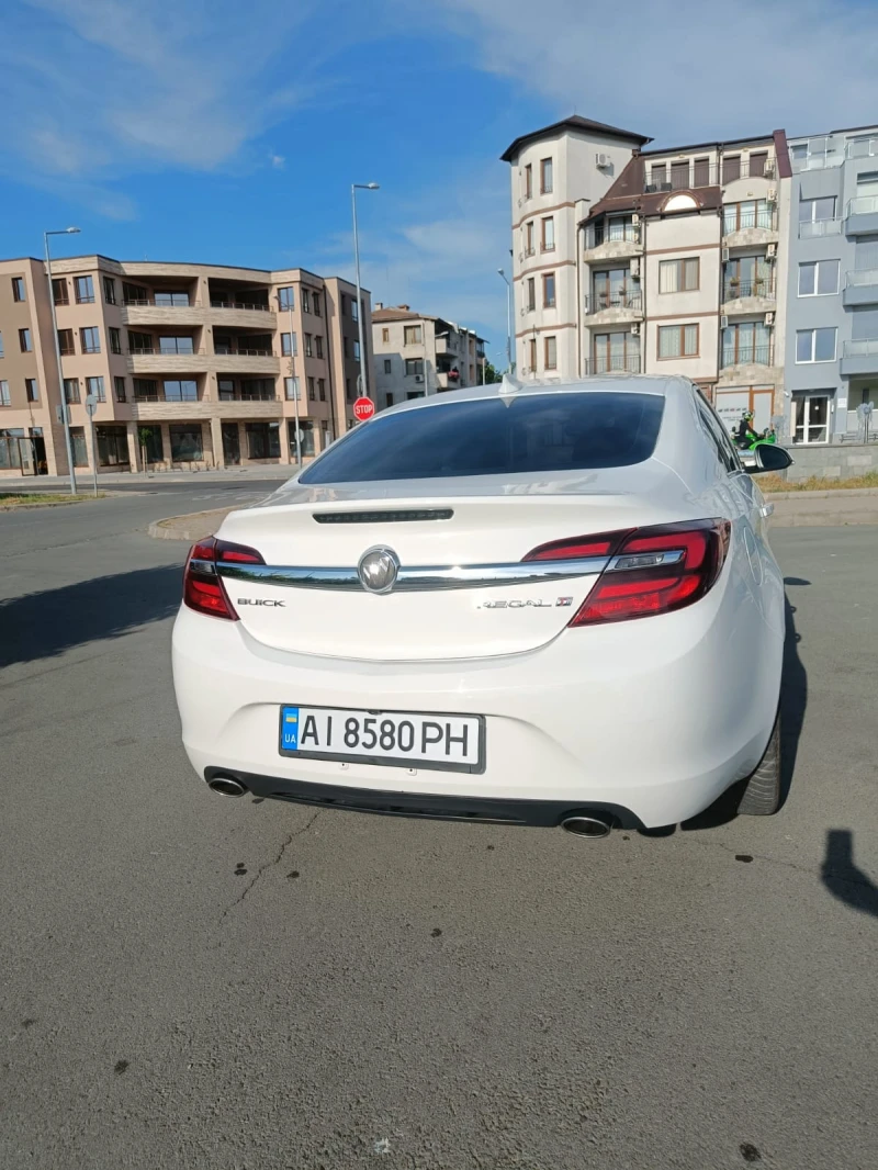 Opel Insignia, снимка 3 - Автомобили и джипове - 48617945