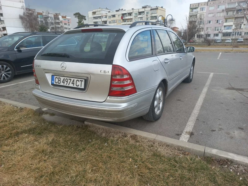 Mercedes-Benz C 220, снимка 8 - Автомобили и джипове - 48966526