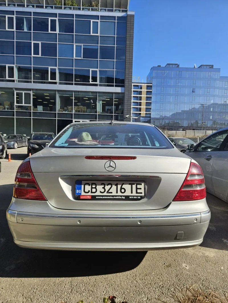 Mercedes-Benz E 280, снимка 3 - Автомобили и джипове - 49157137