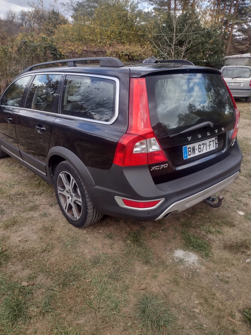 Volvo Xc70, снимка 16 - Автомобили и джипове - 49230730