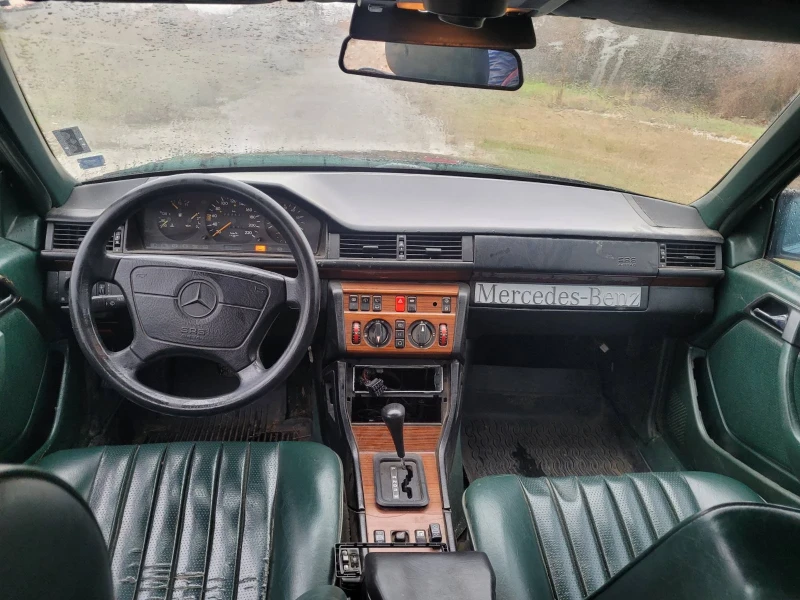 Mercedes-Benz 124 2.5 автомат на ЧАСТИ, снимка 4 - Автомобили и джипове - 49586416