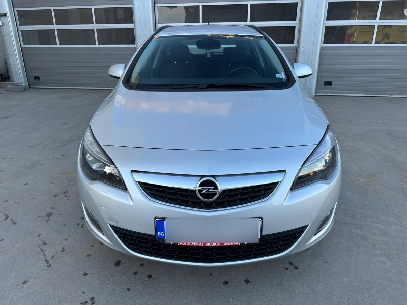 Opel Astra 1.7CDTI, снимка 3 - Автомобили и джипове - 52450307