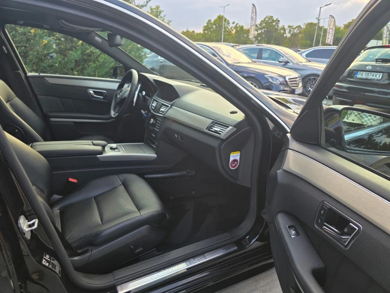 Mercedes-Benz E 350 D MEGA FULL AMG LINE ПАНОРАМА ЛИЗИНГ 100%, снимка 14 - Автомобили и джипове - 51662393