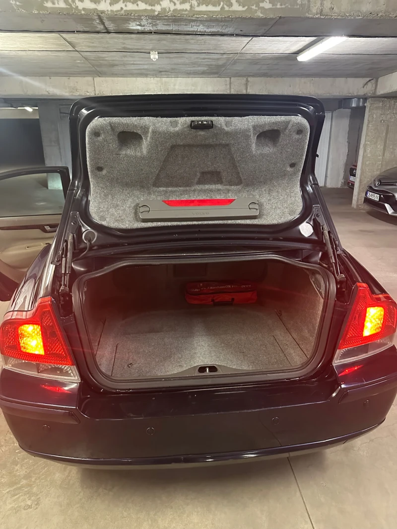 Volvo S60, снимка 9 - Автомобили и джипове - 51936836