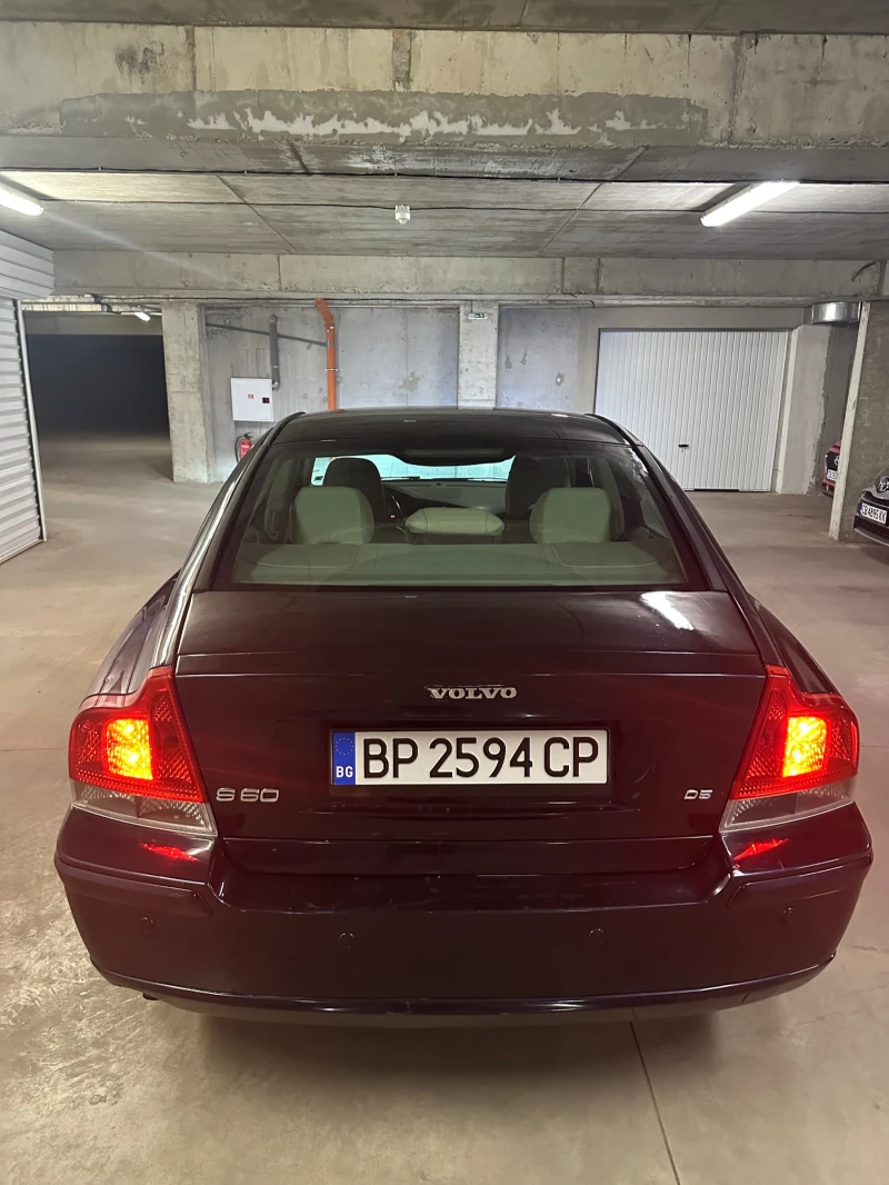 Volvo S60, снимка 8 - Автомобили и джипове - 51936836