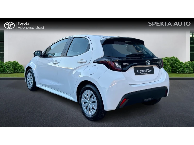 Toyota Yaris Месечни вноски от 319лв с ДДС, Месечна вноска от 3, снимка 3 - Автомобили и джипове - 52462610