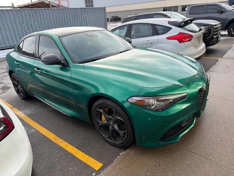 Alfa Romeo Giulia * Estrema * CARFAX * БЕЗ ПЪРВОНАЧАЛНА ВНОСКА, снимка 6 - Автомобили и джипове - 53048089