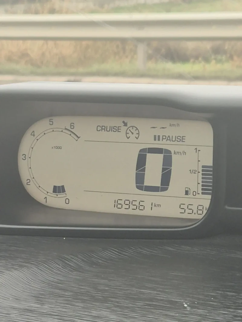 Citroen C3 Picasso, снимка 10 - Автомобили и джипове - 53199999