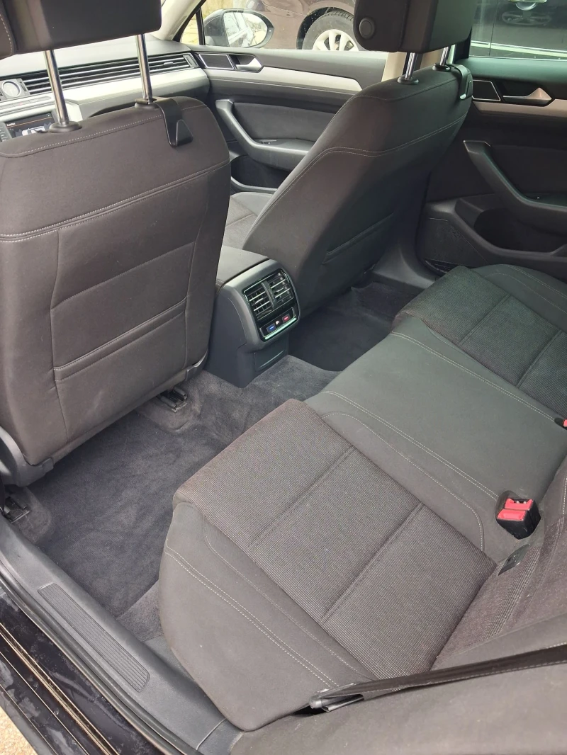 VW Passat 2.0 TDI ШЕСТ СКОРОСТИ, снимка 16 - Автомобили и джипове - 53483032