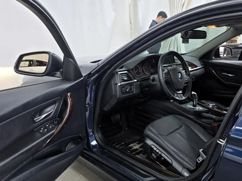 BMW 320 d, снимка 10 - Автомобили и джипове - 54589711