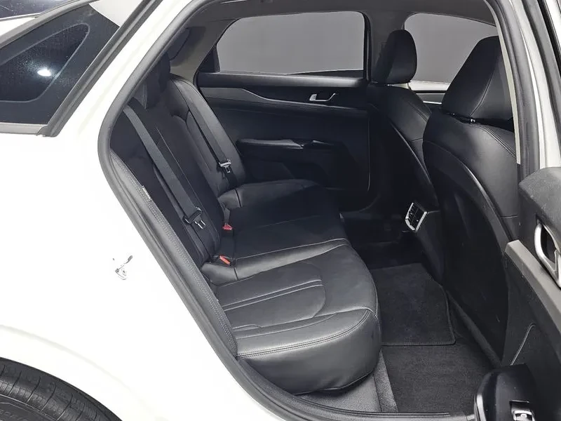 Kia K5 3Rd Generation 2.0 Lpi, снимка 11 - Автомобили и джипове - 56656814