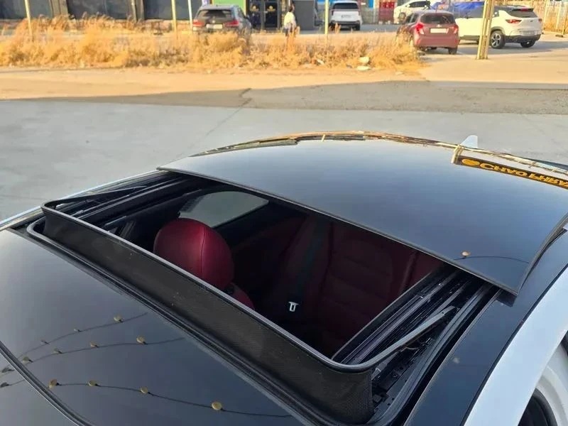 Kia Stinger, снимка 16 - Автомобили и джипове - 56689208