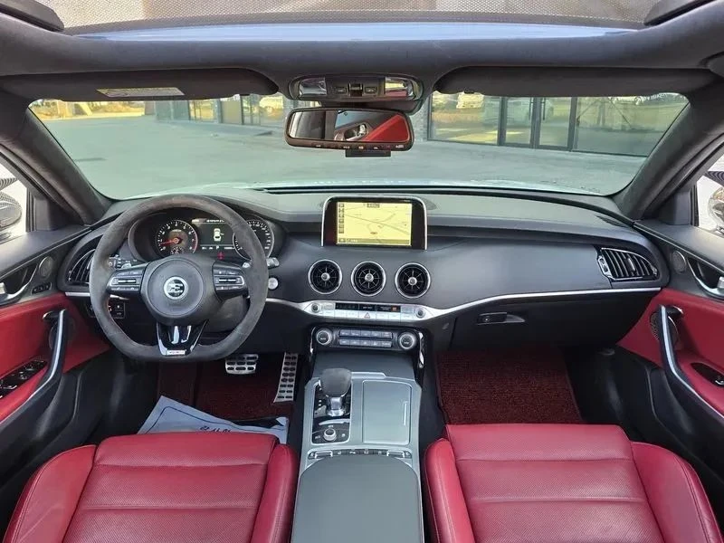 Kia Stinger, снимка 6 - Автомобили и джипове - 56689208