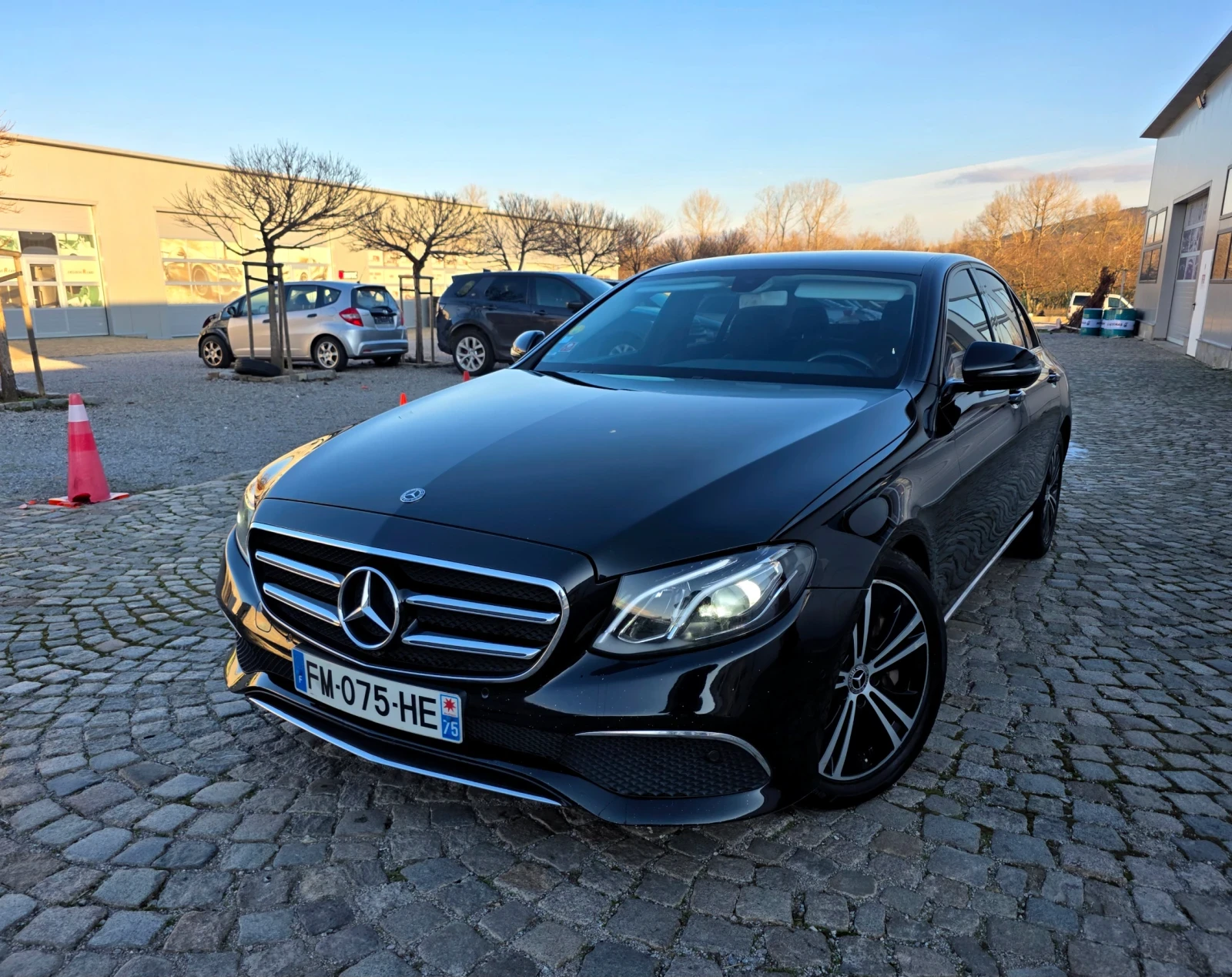 Mercedes-Benz E 350 350D 286ks Редови мотор!, снимка 1